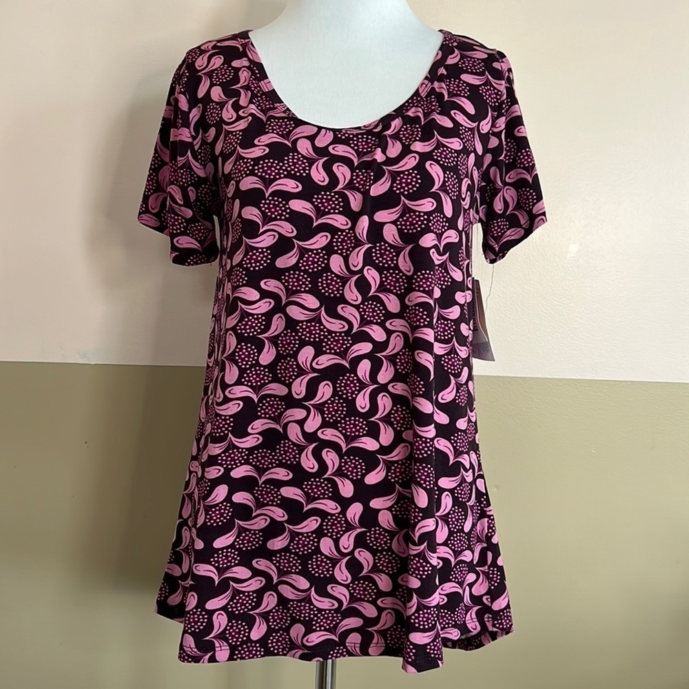 NEW LulaRoe Classic T Shirt  Womens Size S Multicolor Stretch
